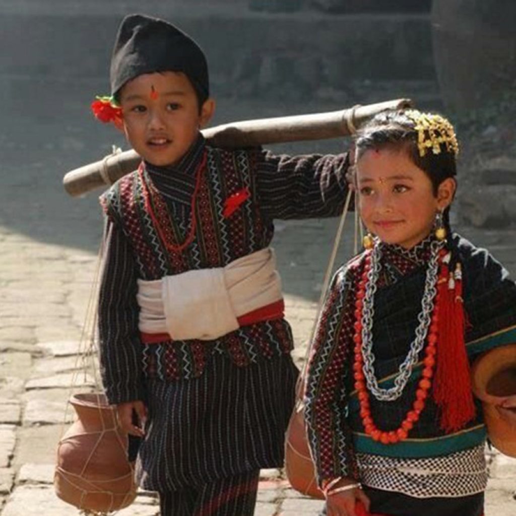 newar-people-traditional-dress