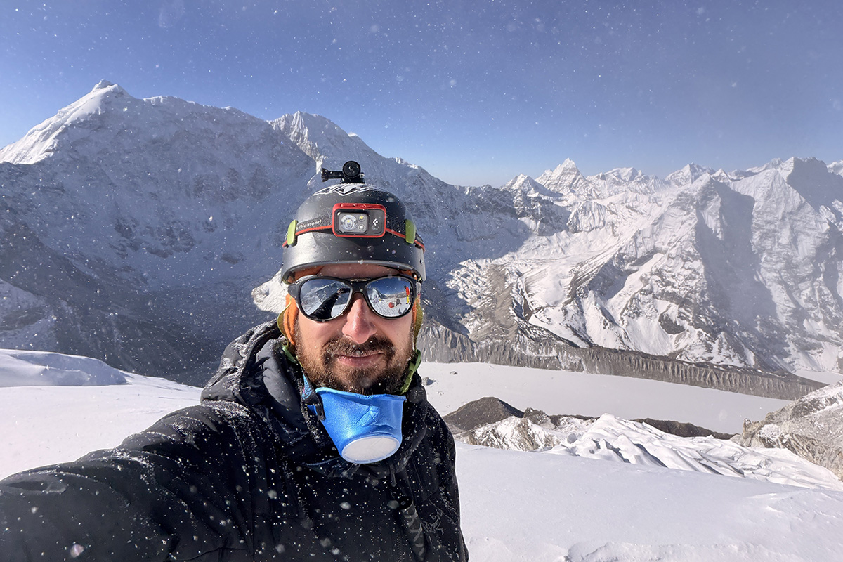 island-peak-summit-selfie-client-saimon