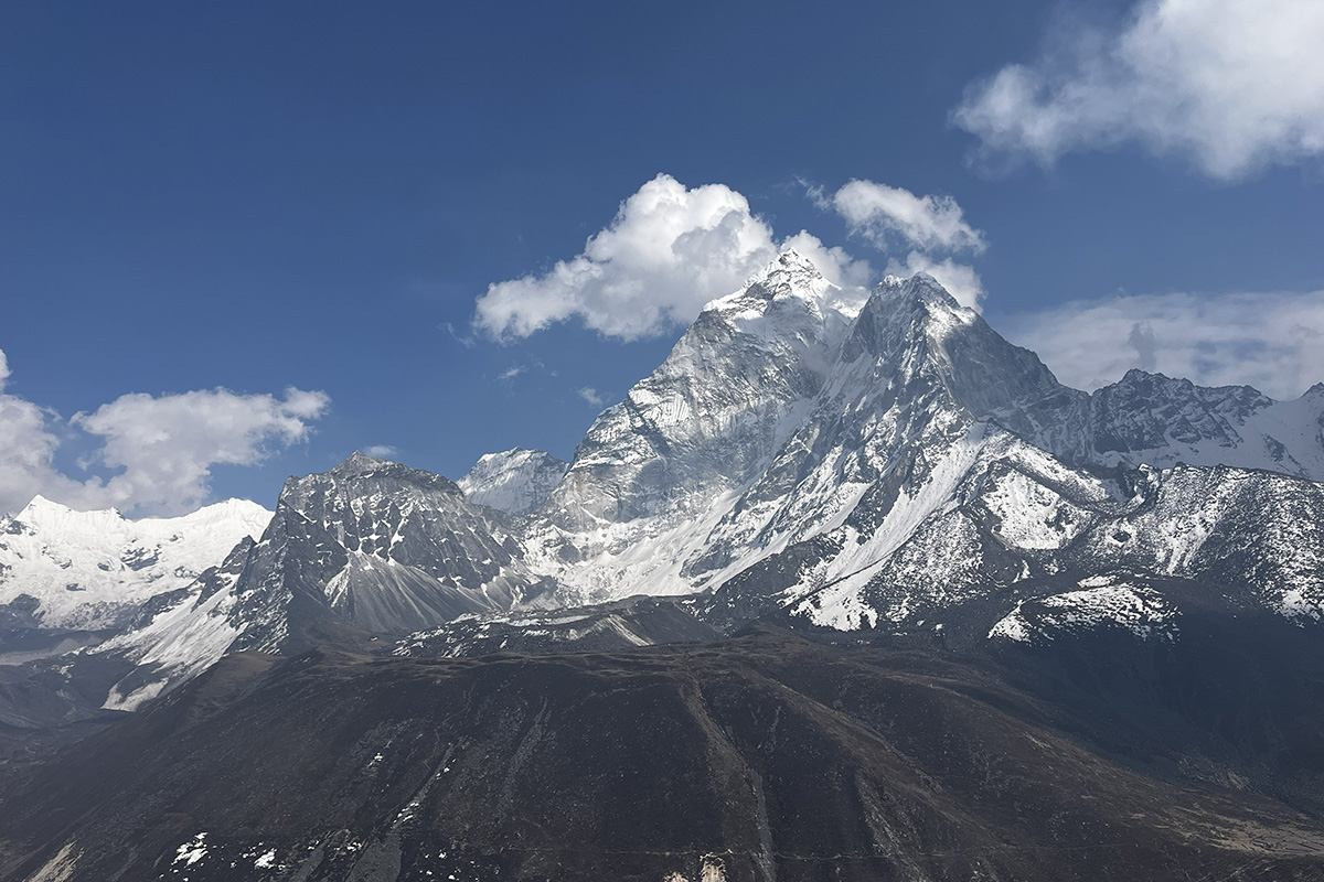 narking-hill-snow-peak-view-khumbu