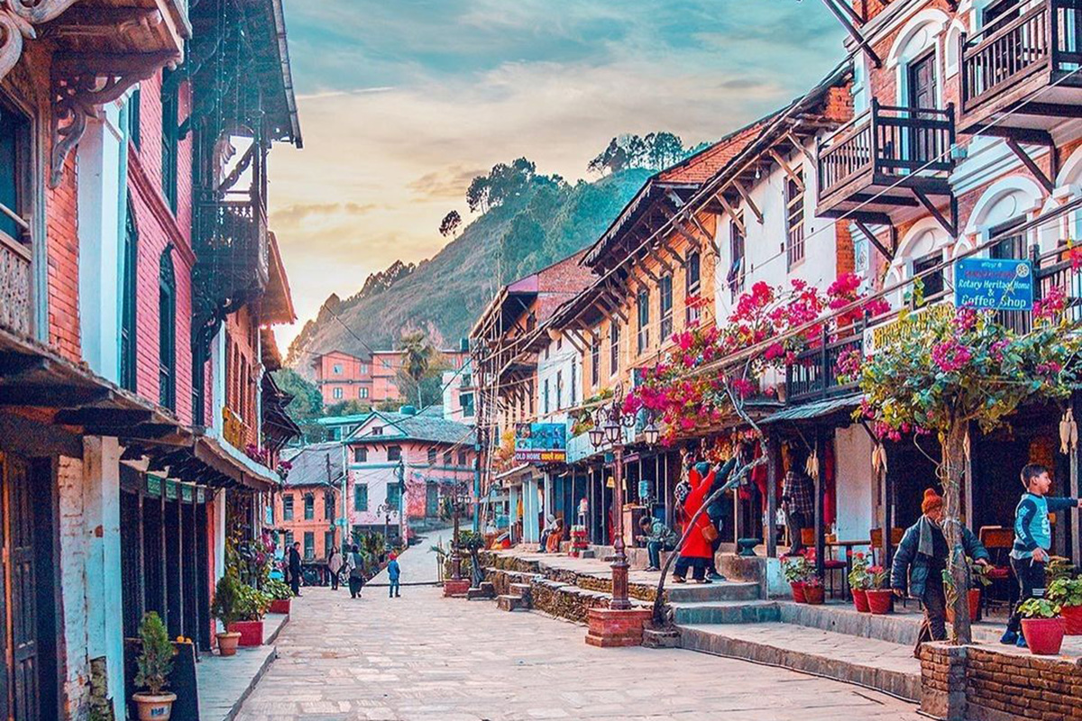 bandipur-heritage-town-street-nepal