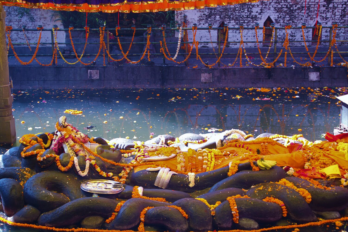 budhanilkantha-reclining-vishnu-statue-kathmandu